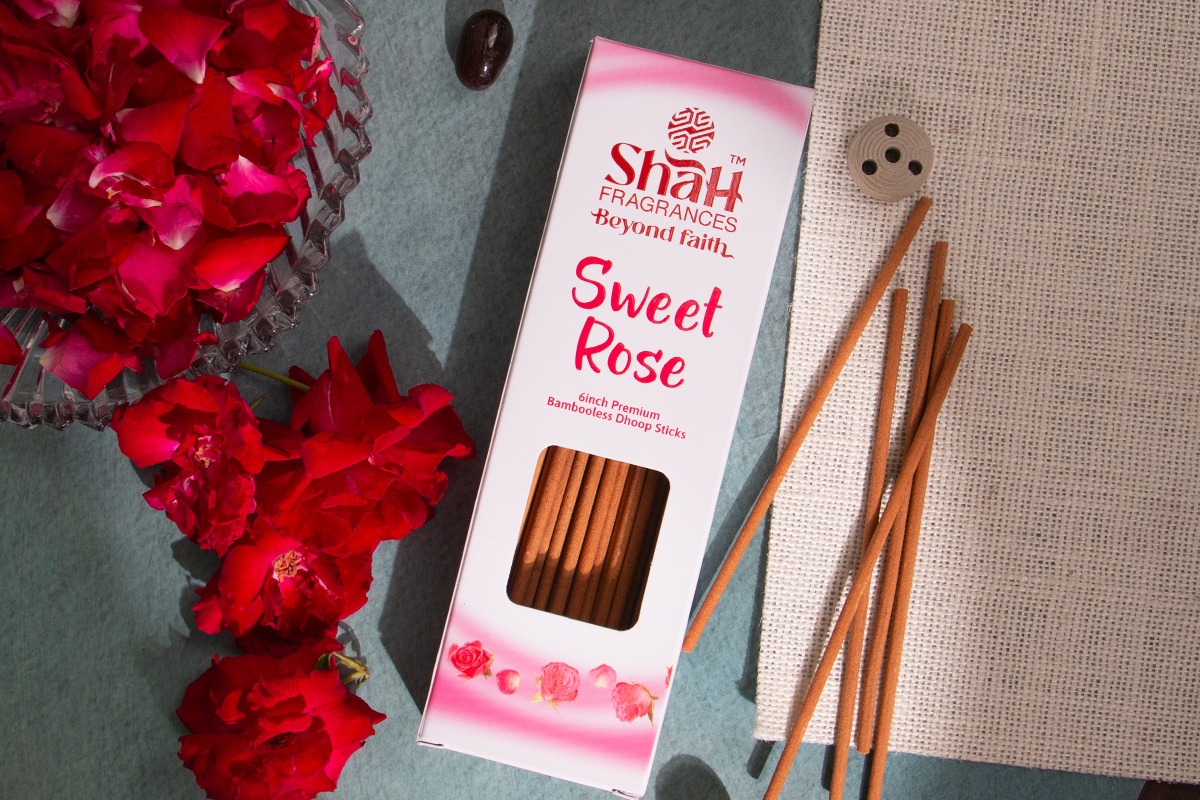 Sweet Rose Bambooless Dhoop Sticks Box 90 Gms - Image 1