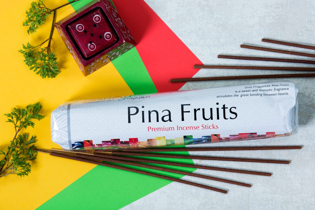 Pina Fruit 250 gram Roll Pack - Image 1